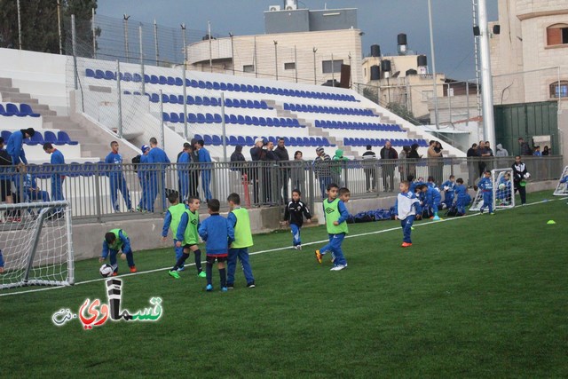  فيديو : الاولاد شكرا عموعادل والرئيس في افتتاح الملعب  تكفيني هذه الابتسامة لأولادنا , ومن اجلها سأعمل المزيد مبروك لبلدي  .. 